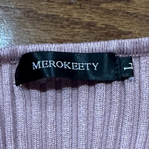 Chic Mauve Ribbed Midi Dress - Picture 3 of 8